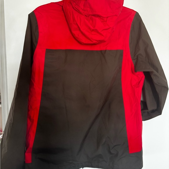 Patagonia Shell - Picture 7 of 13